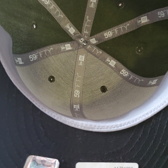 Men's New Era Raiders Salute to Serve 59fifty Fitted cap hat green size 6 7/8 - Picture 3 of 3